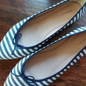 J Crew Navy and Ecru Striped Flat